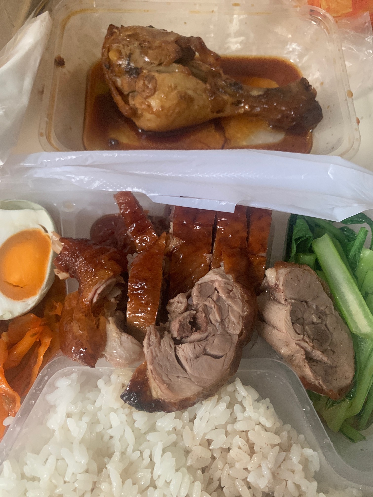 怎么老是关心老哥们，老哥们就算墙壁也跟你没啥关系，有这功夫关心下家里老登

28 / 作者:山水有相逢吧 / 