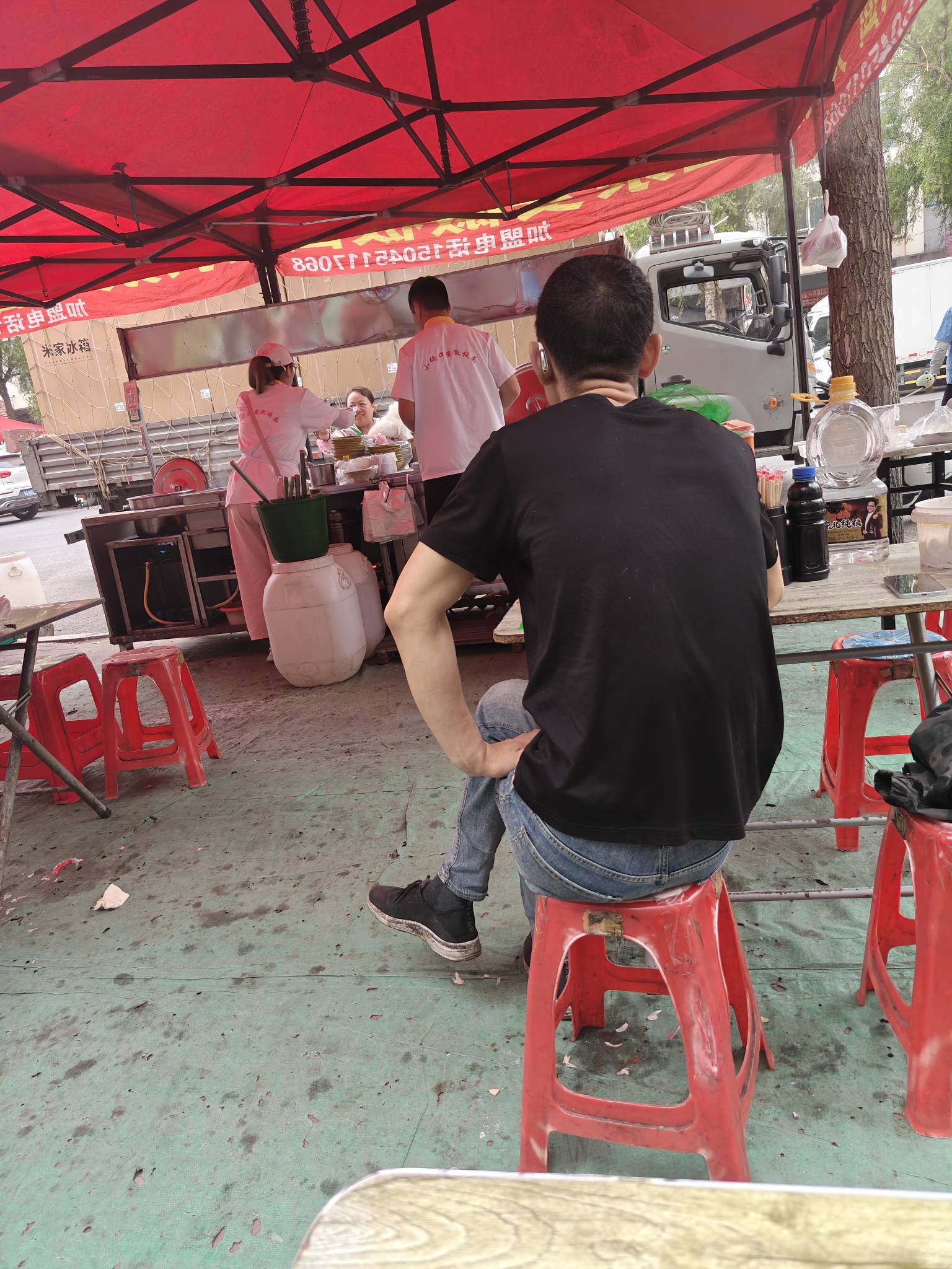 早餐又壳了8块

82 / 作者:卡农小蜡笔 / 