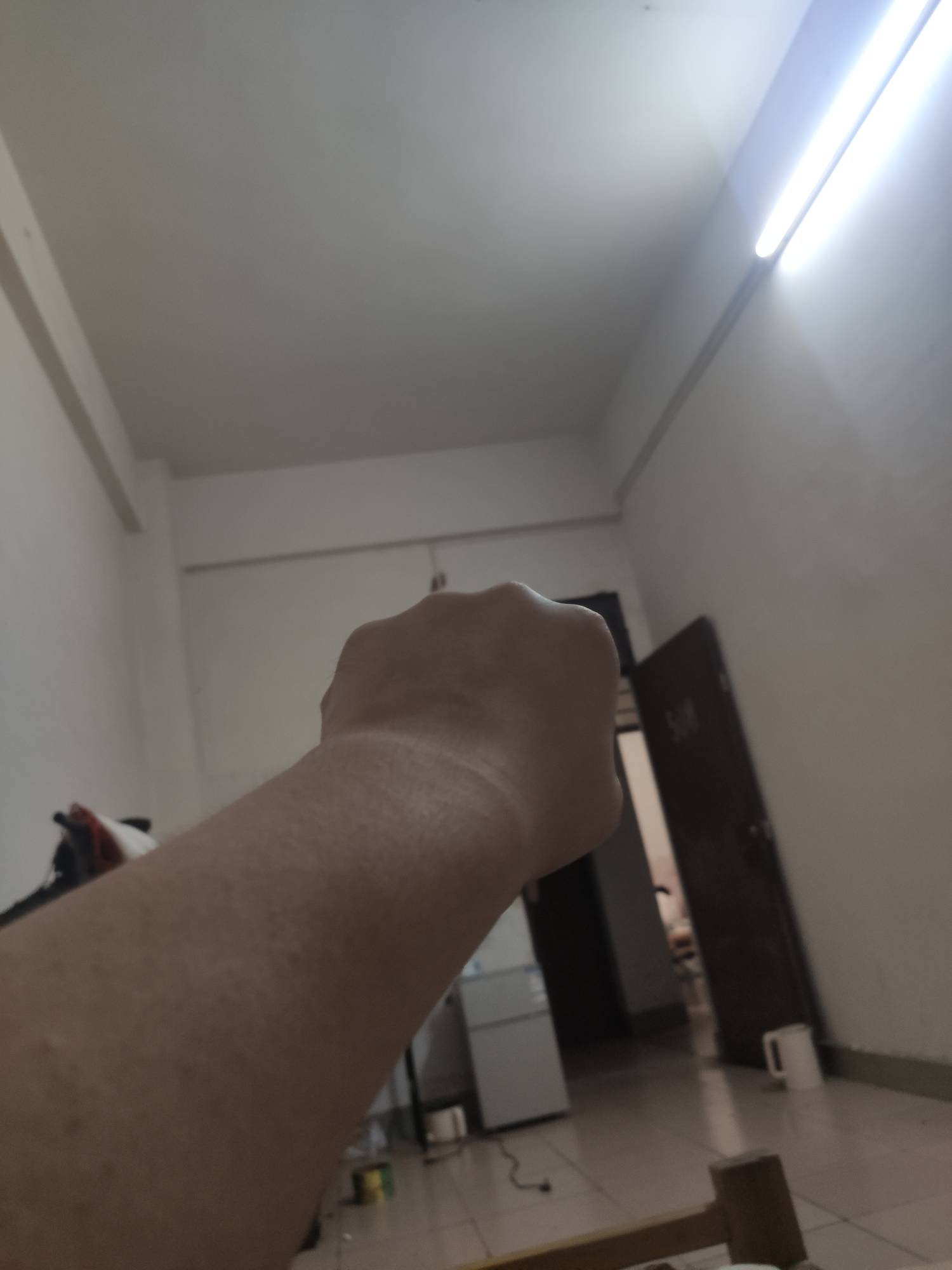 又倒下了，老哥们快点发毛救我


30 / 作者:云边有个挂壁仔 / 