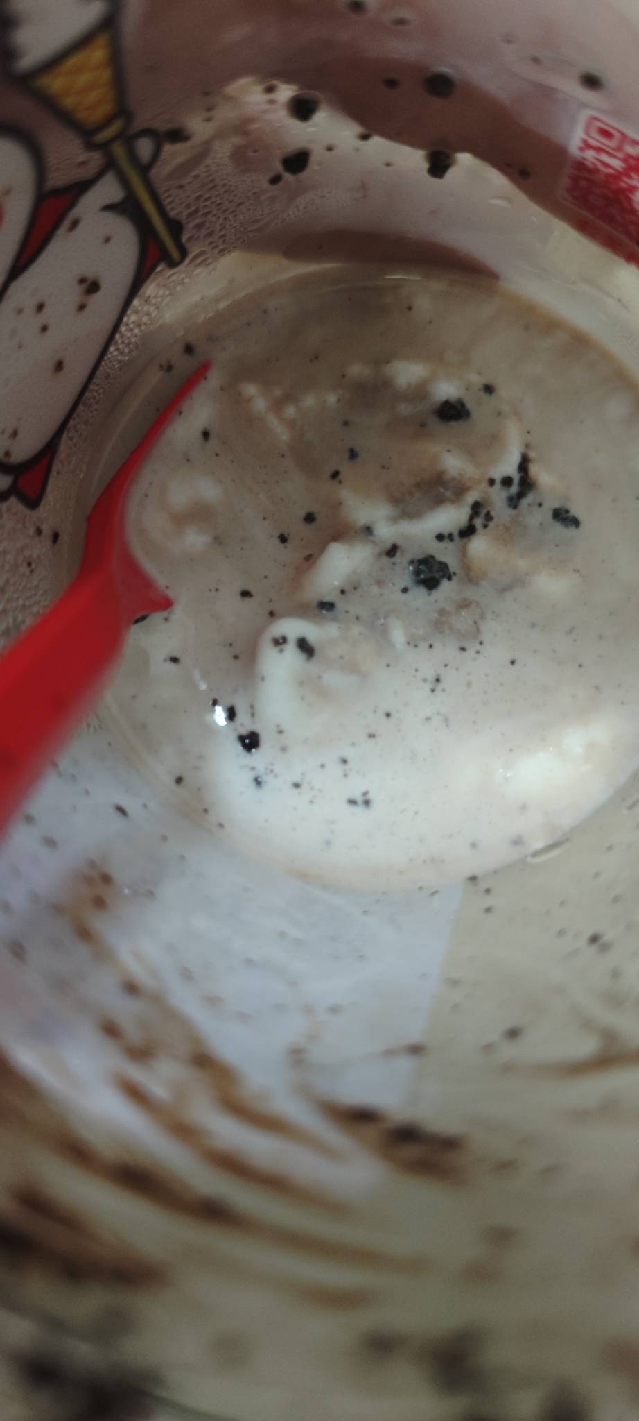 太饿了，没有什么吃的，家里还有米粉煮点糊糊填一下，锅没洗干净好多黑的

41 / 作者:撸毛小王子 / 