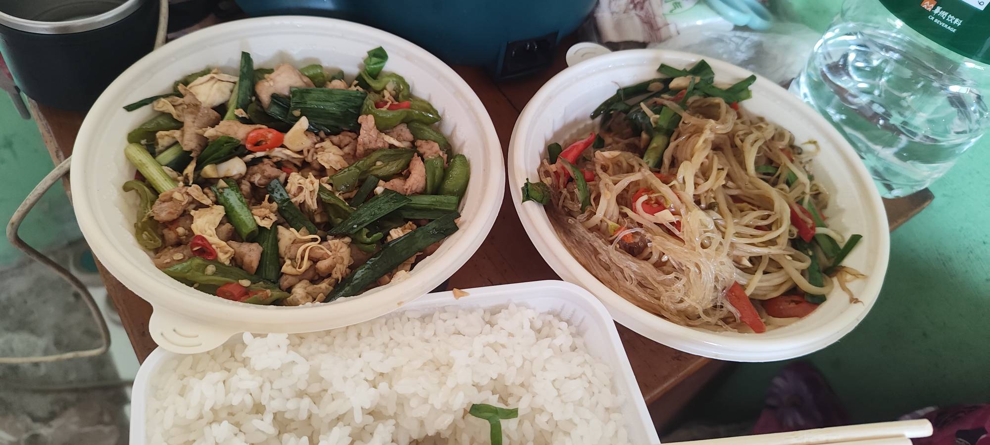 不错十几块钱吃的很满足，吃撑了还没吃完


76 / 作者:39岁挂壁老大哥 / 