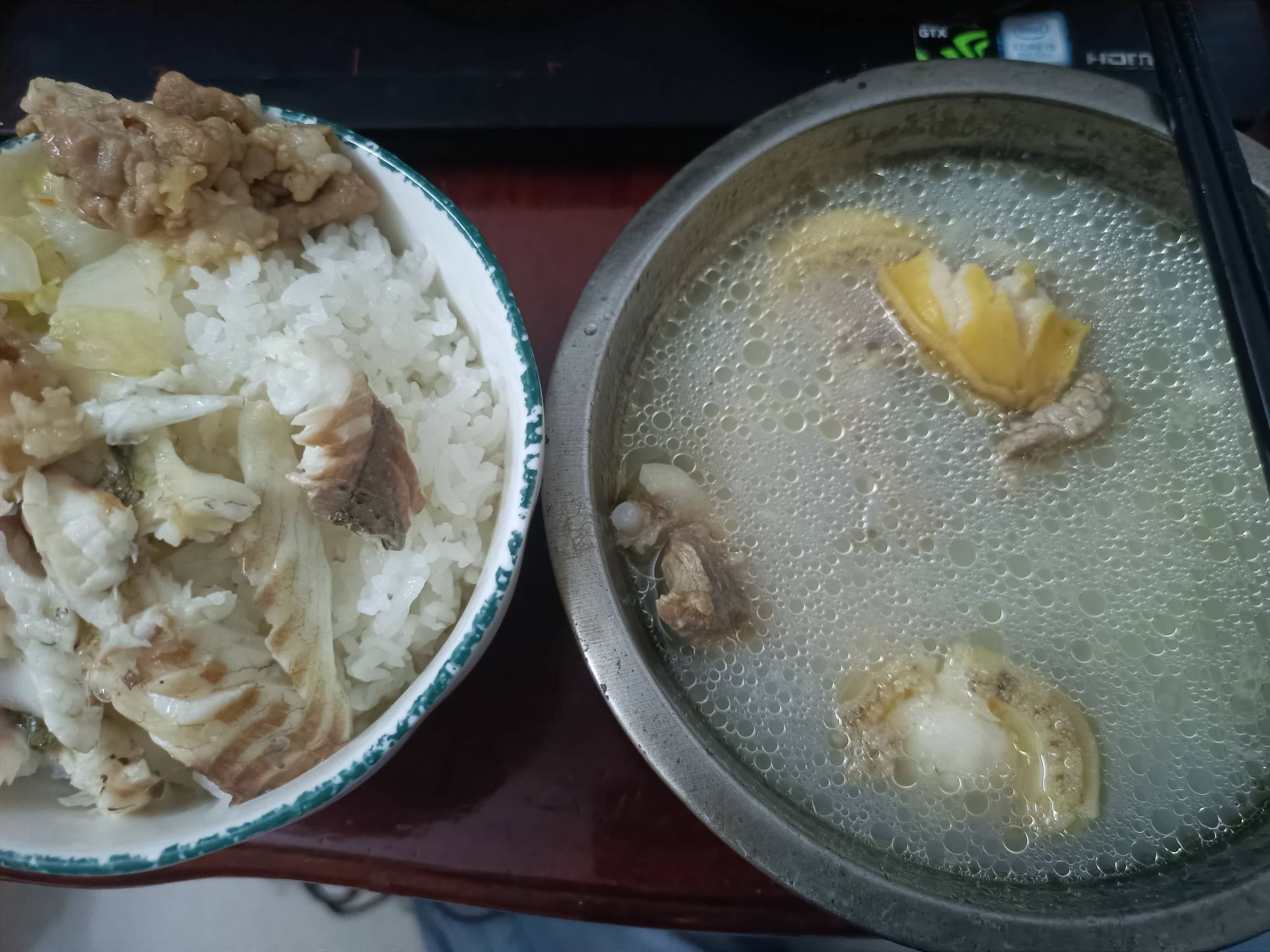 开饭了

65 / 作者:粿条佬 / 