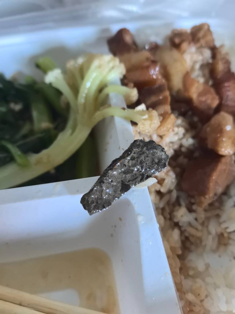 吃一半发现有块石头

39 / 作者:哈哈哈 / 