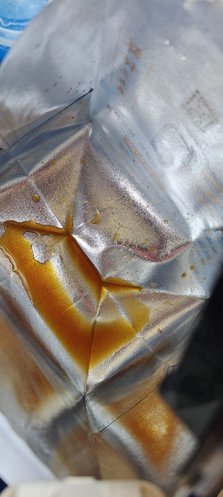 也是难受老哥们，中午看附近新开了家三文鱼生腌说点个外卖吃吃，结果送到了漏完了，找60 / 作者:卡农龙傲天 / 