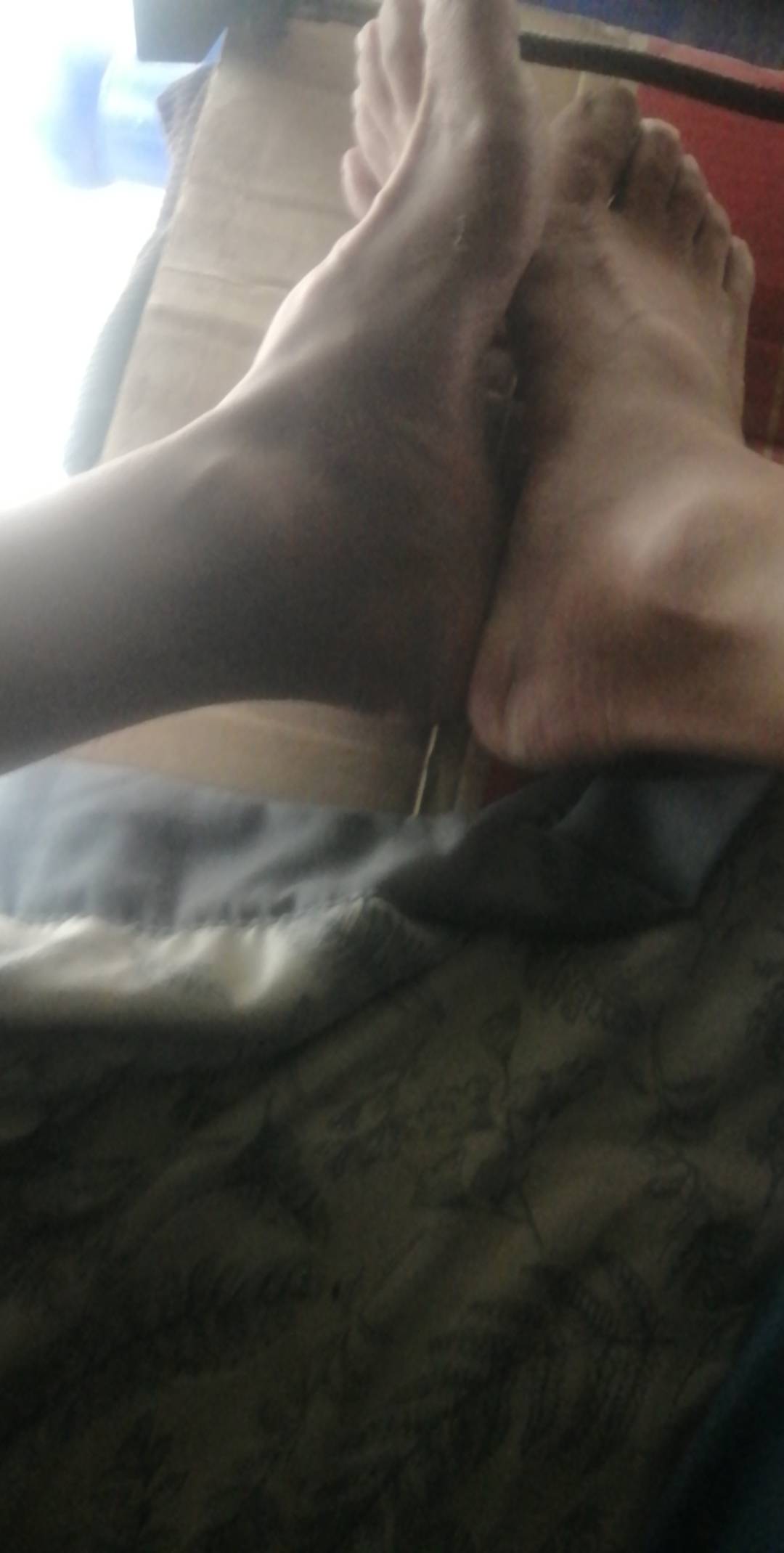 老哥们，抖音月付逾期500.开通直播收到的钱，会被扣吗？

36 / 作者:卡农新来的 / 
