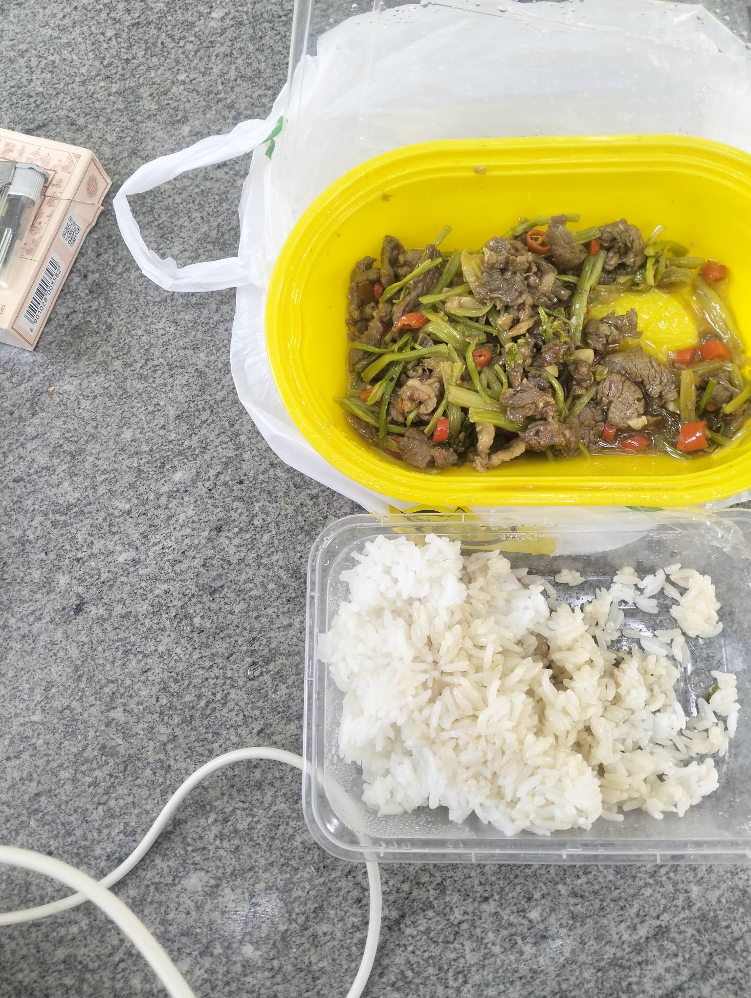 早餐没吃，又省了一顿饭钱，好穷啊

7 / 作者:尛•牛•蛮 / 