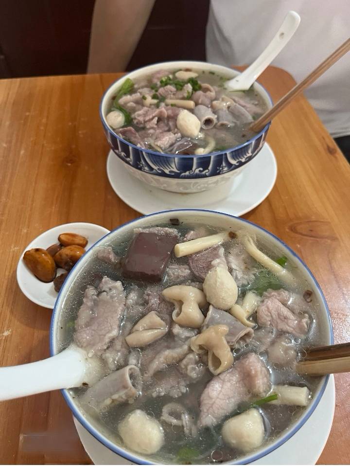 羊毛款到账，吃饭

37 / 作者:果然一道 / 
