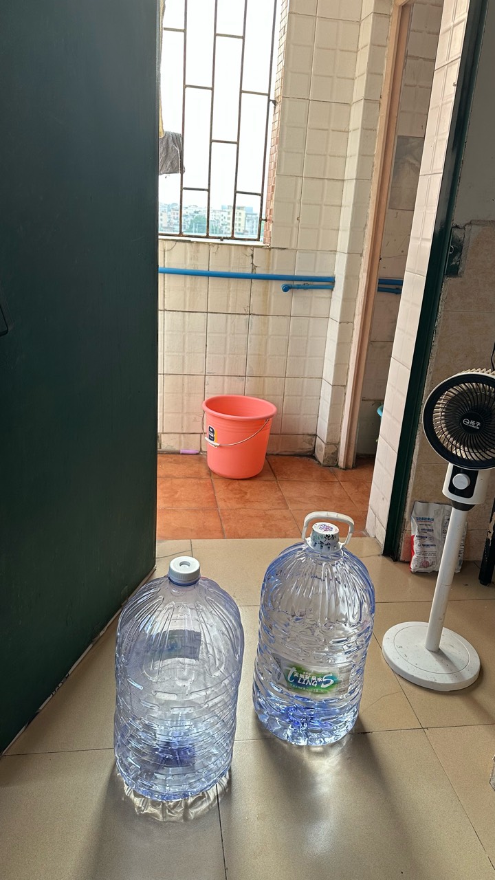 3天喝光一桶水，38斤提到7楼

27 / 作者:不知明的靓仔 / 