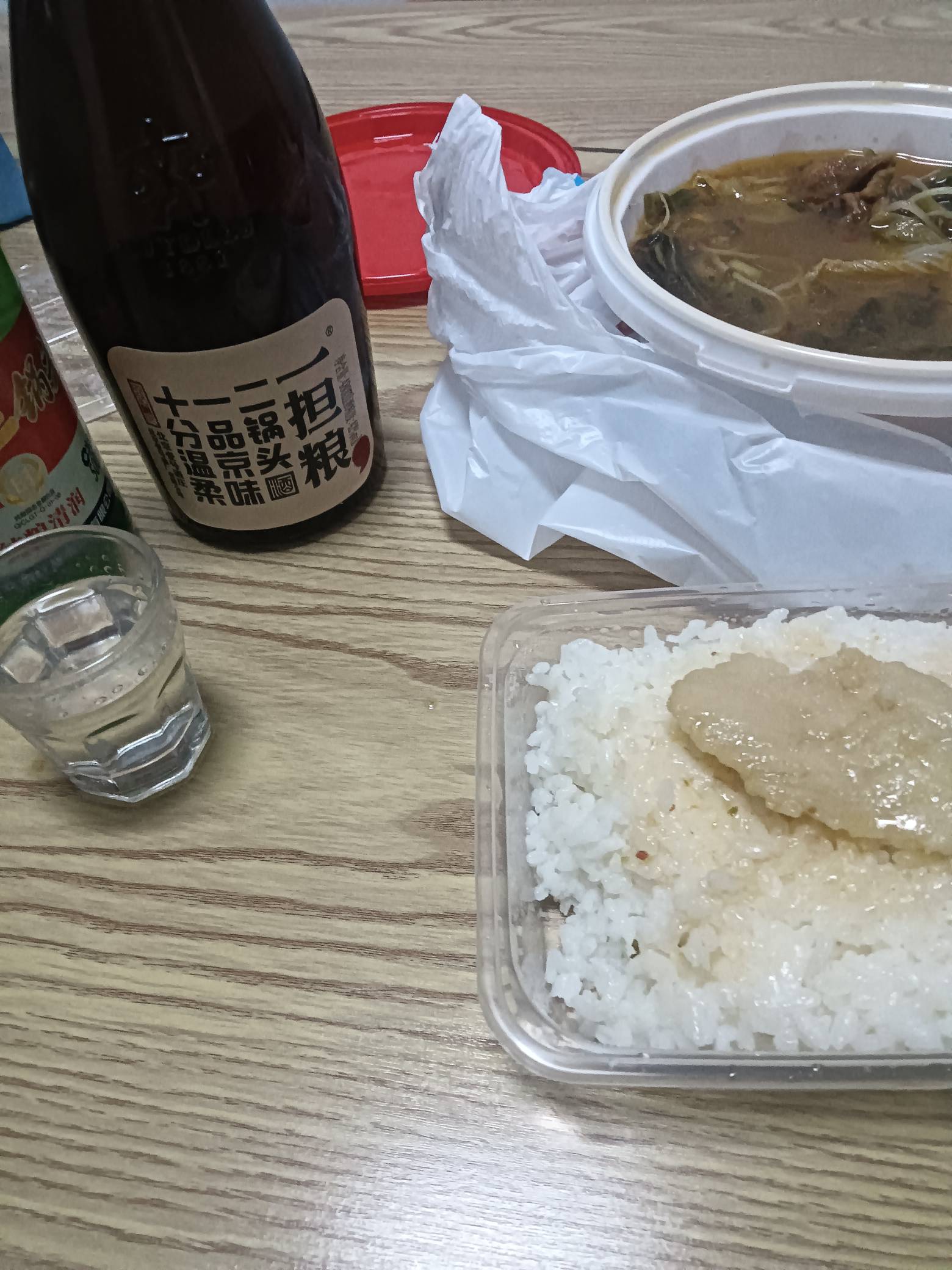 哪个老哥和我视频喝点

19 / 作者:外酥里嫩 / 
