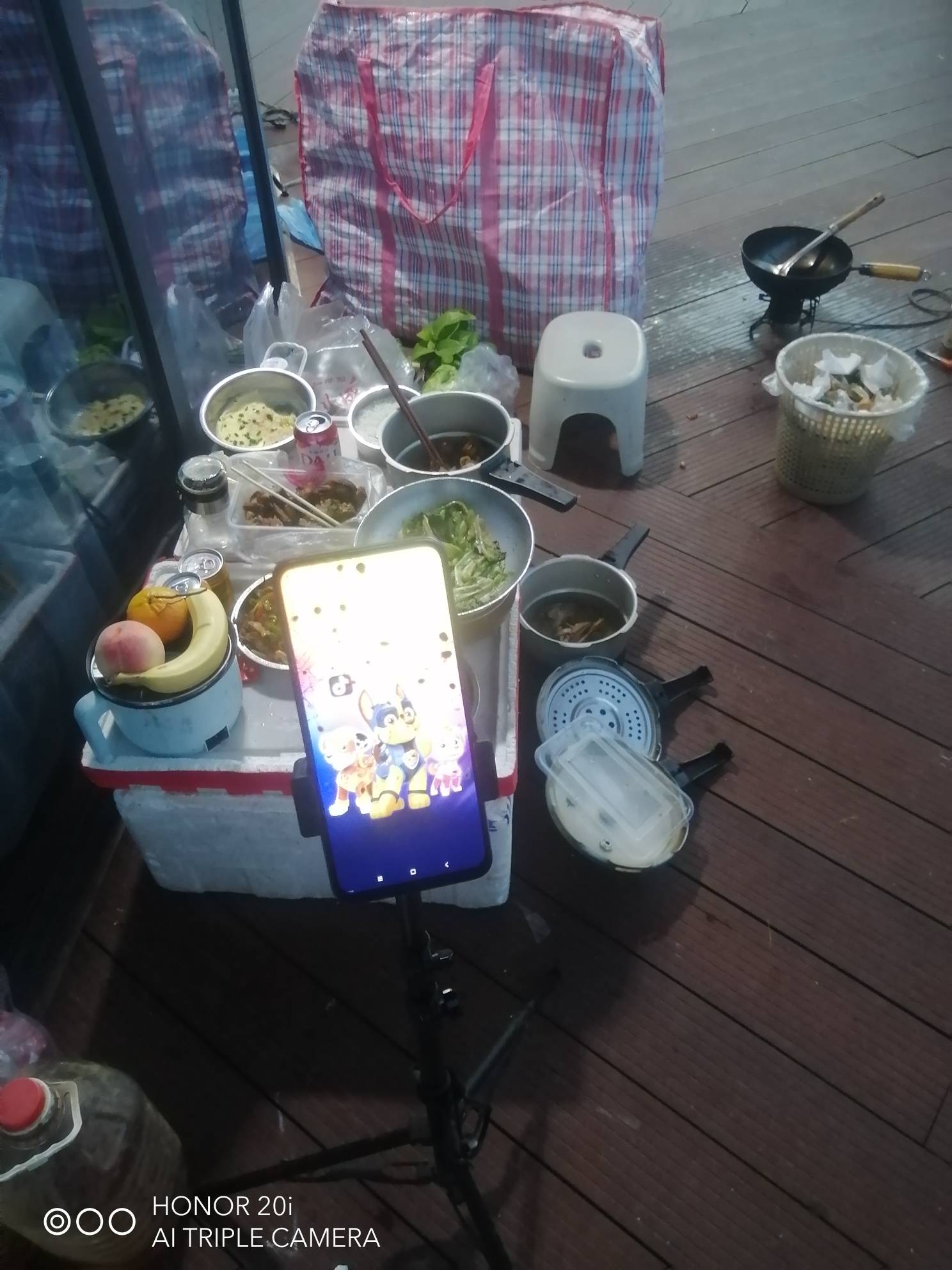 老哥们先吃，大哥安排的，238块





98 / 作者:卡农新来的 / 