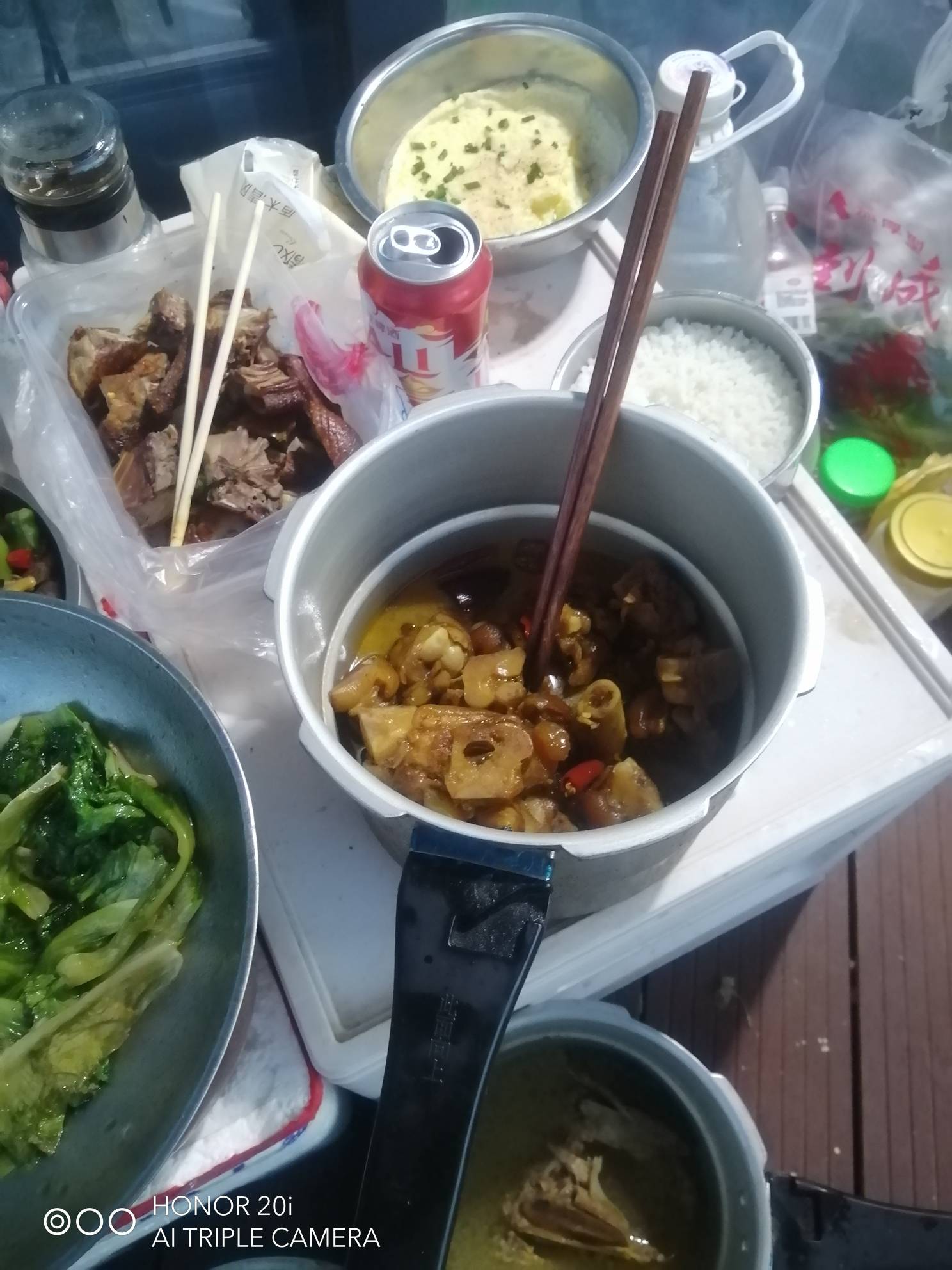 老哥们先吃，大哥安排的，238块





39 / 作者:卡农新来的 / 