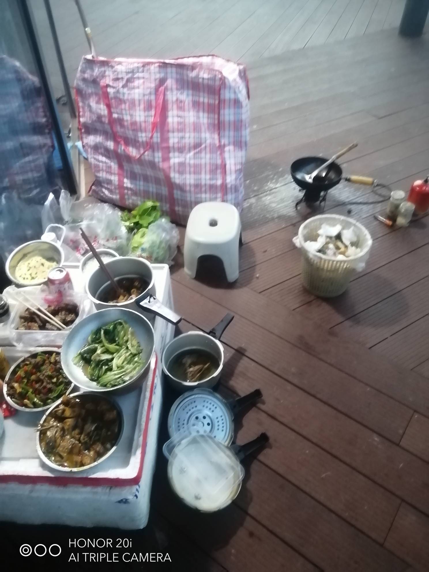 老哥们先吃，大哥安排的，238块





13 / 作者:卡农新来的 / 