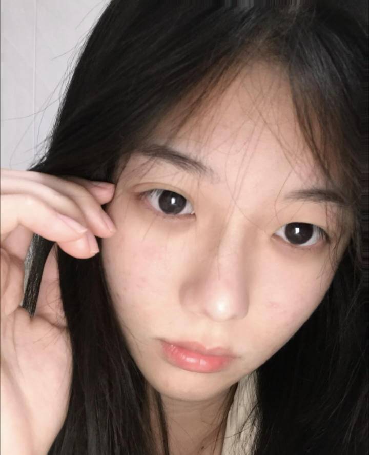 别再说什么广子爆了，你亲戚朋友同学周末晚上都是KTV酒吧烧烤店聊聊工作聊聊生活喝着7 / 作者:巴斯特的歌谣 / 