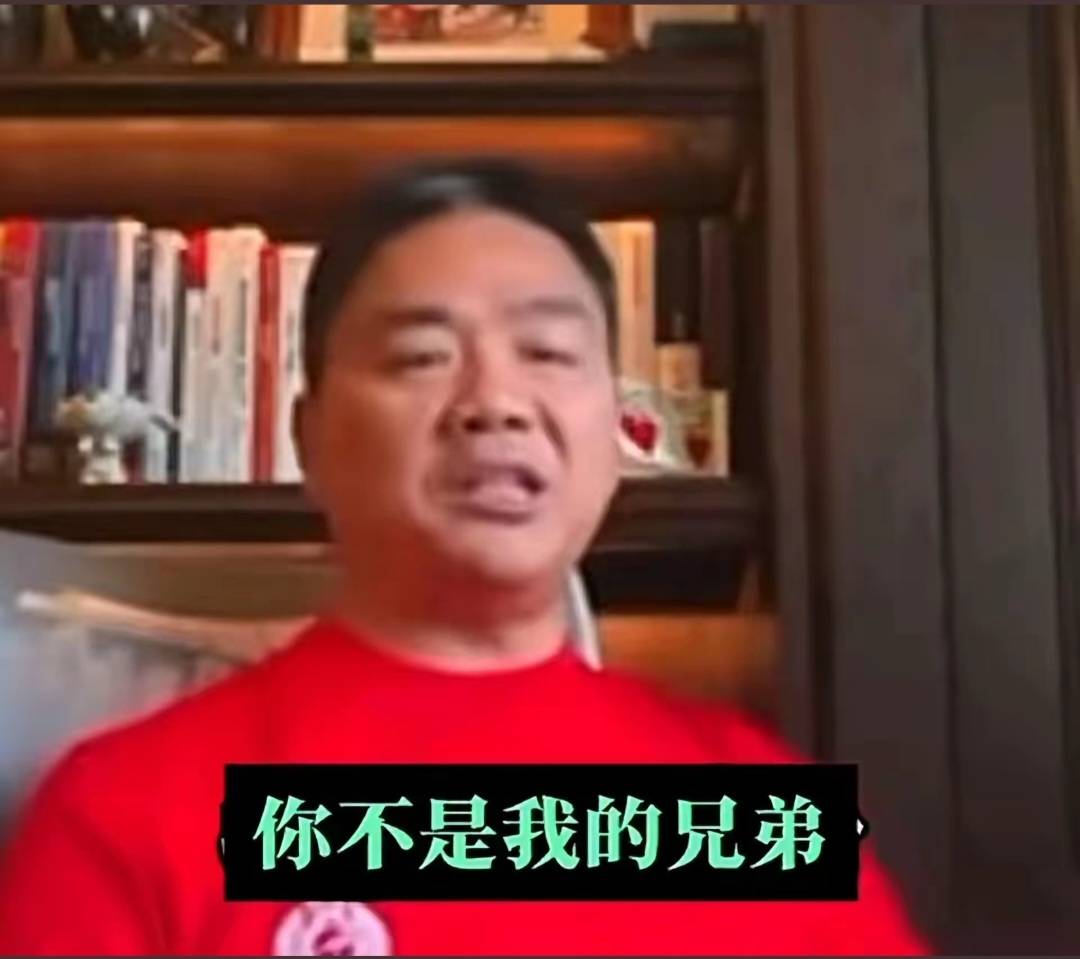 今天本人阿东点名有些老哥平常东哥东哥叫的亲热 今天没让你吃上猪脚饭就叫我qjf

98 / 作者:玛卡巴卡哟 / 