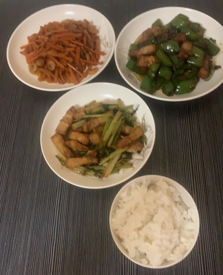 吃老哥们0.5

47 / 作者:小鬼是魔鬼 / 