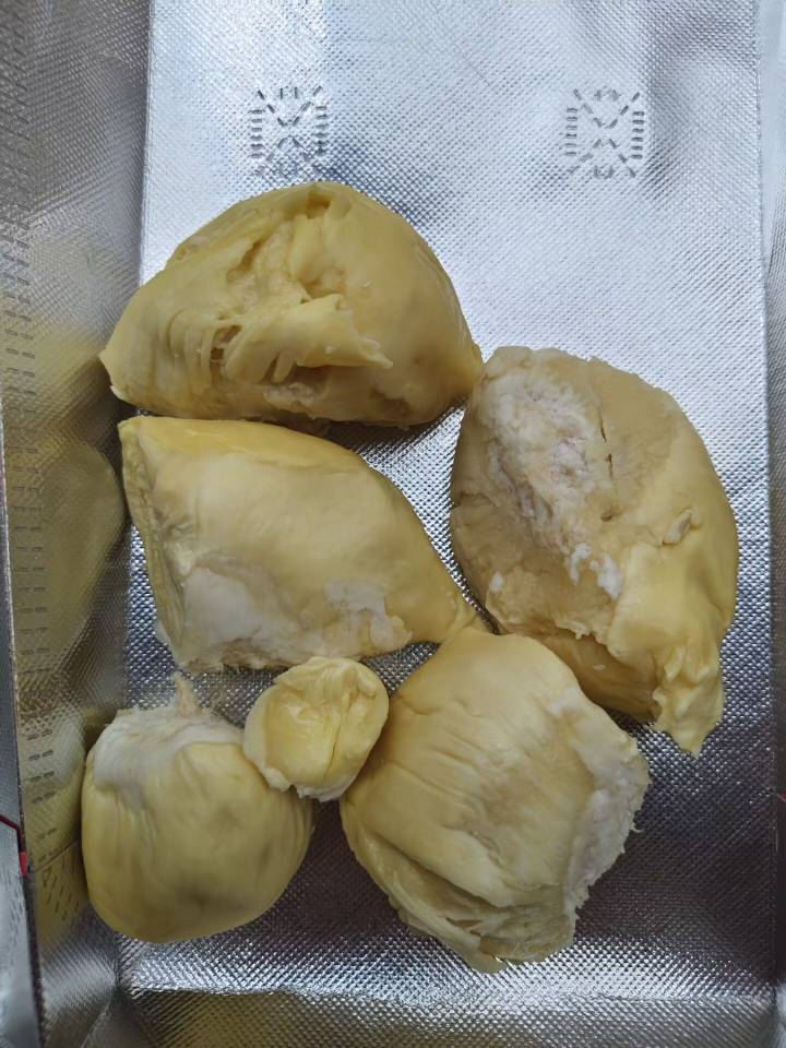 老哥们也是又吃上榴莲了，三天两头的，美滋滋


60 / 作者:三打白骨精313 / 