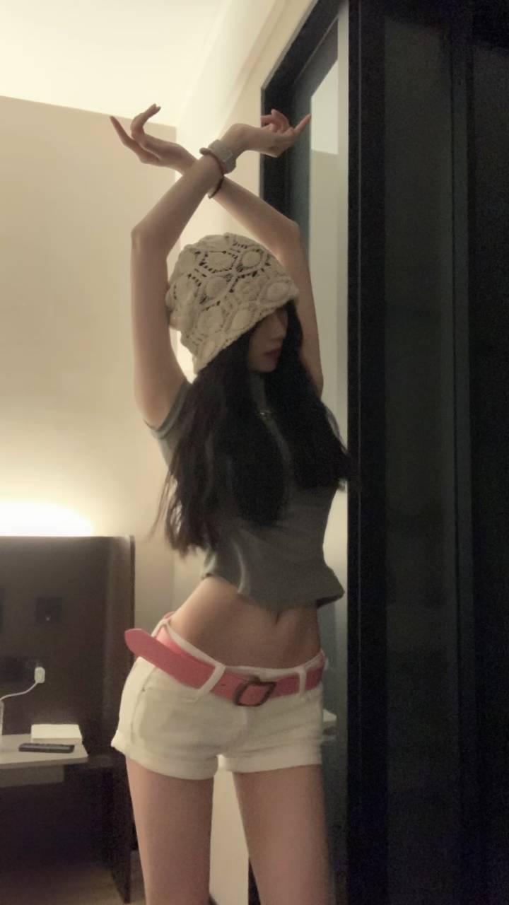 没毛，含泪把抖音注销了，我的收藏夹

25 / 作者:出来打我 / 