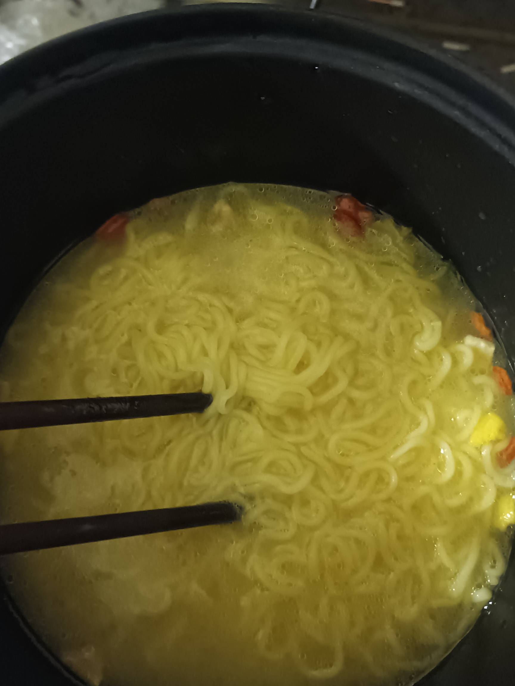 美团没搞到，吃个泡面吧

89 / 作者:蛋黄酱 / 