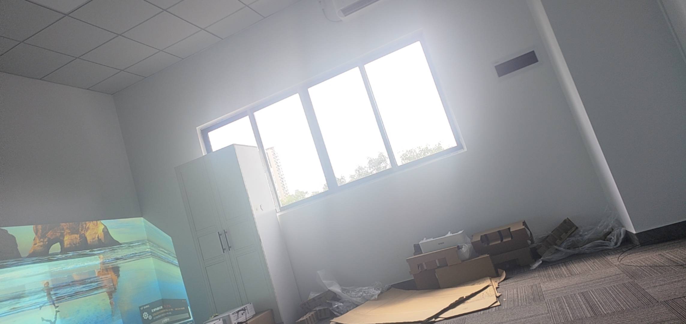 老哥们找了个班上，不知道会不会被催收搞，试用一个月期底薪5500五险一金，过后看能力72 / 作者:深井冰呀 / 