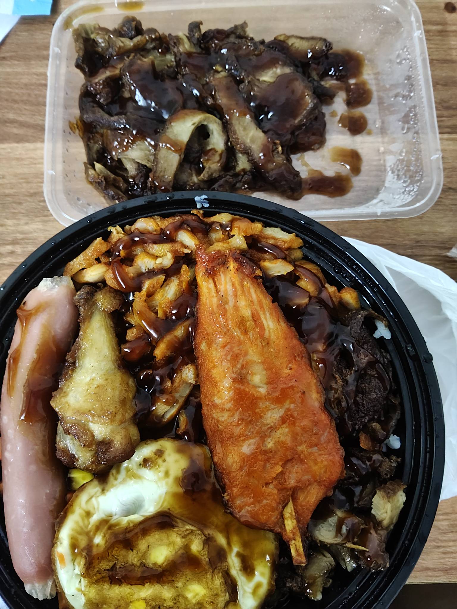 吃饭吧 扛不住吧 饿

85 / 作者:逃跑的小孩 / 