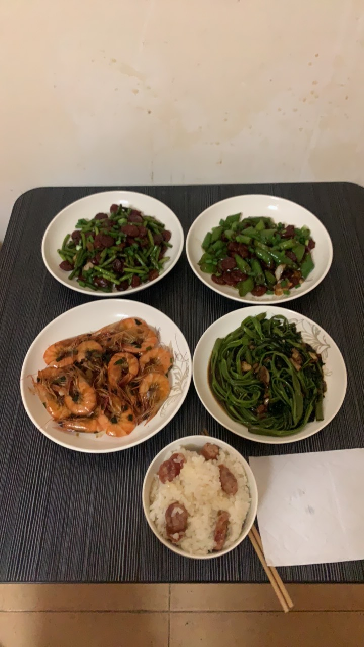 吃饭 老哥们 一块钱


29 / 作者:小鬼是魔鬼 / 