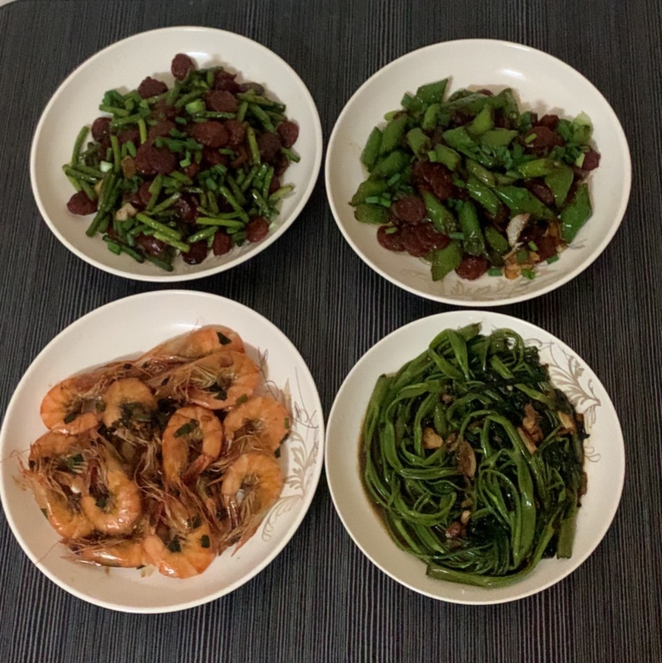 吃饭 老哥们 一块钱


36 / 作者:小鬼是魔鬼 / 