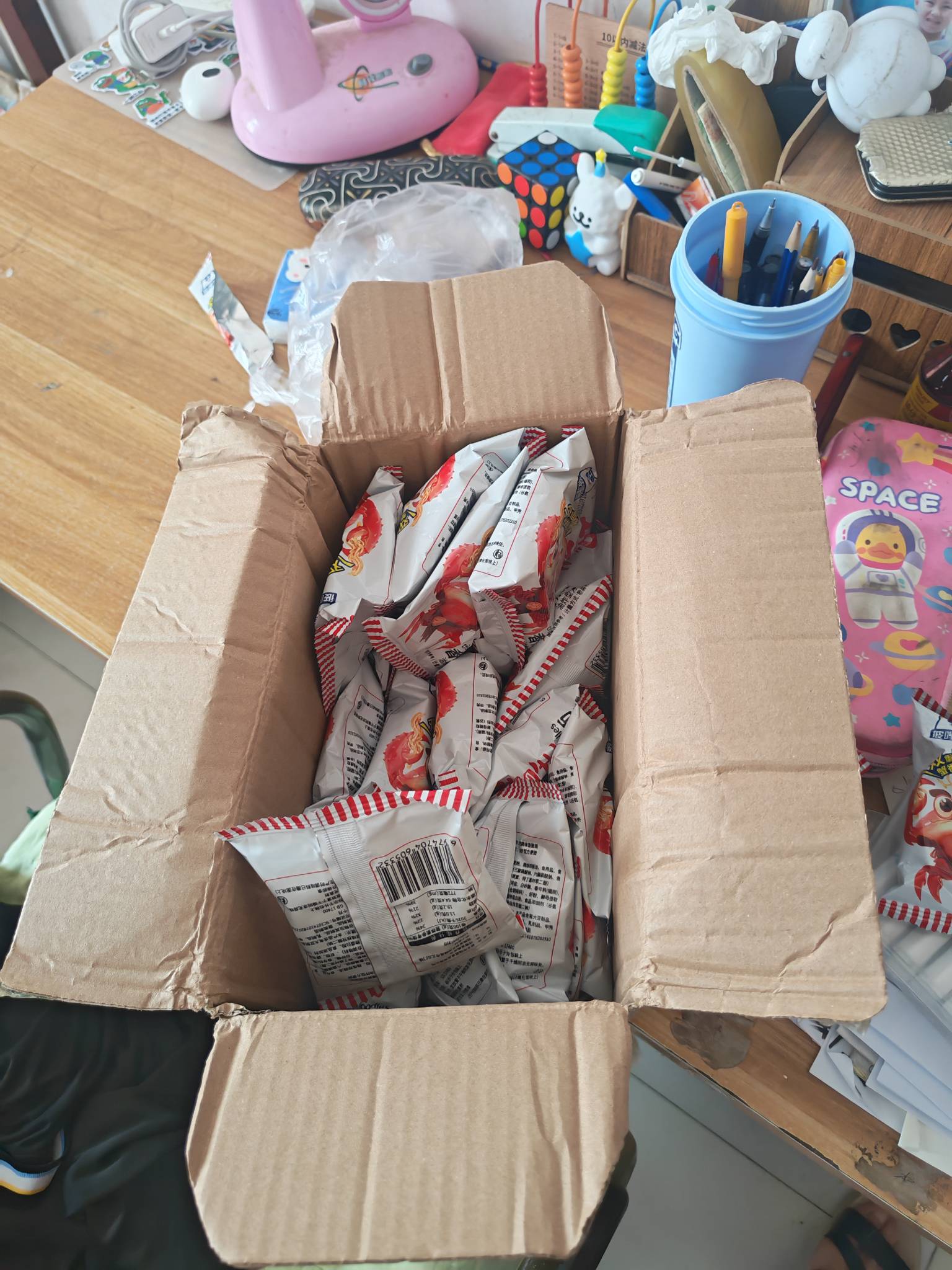 30包 蟹黄面 今晚的口粮

40 / 作者:你我已入账 / 