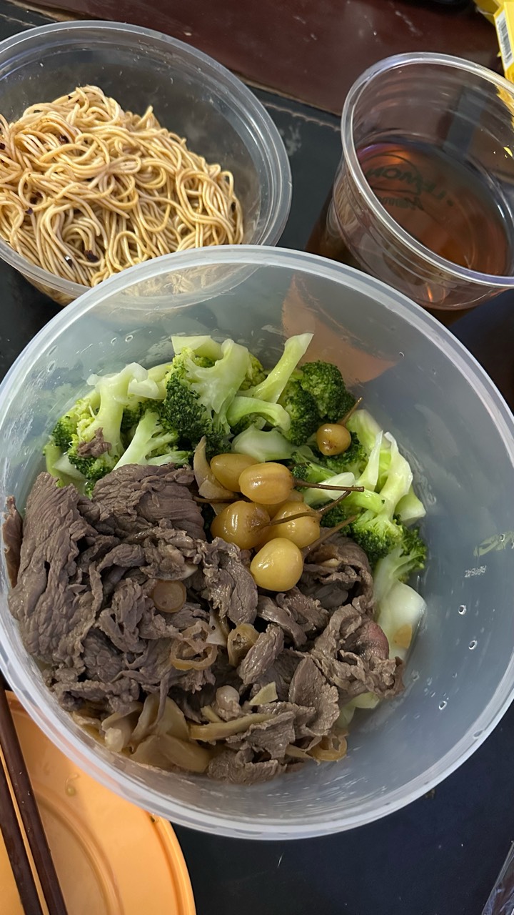 开啃

6 / 作者:不知明的靓仔 / 