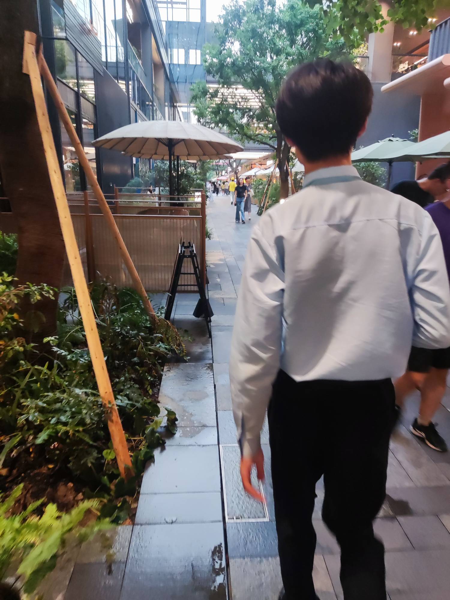 有没有住石路附近的，今天万象天地保安挑战失败，明天去天虹cc七禾电竞挑战网管，好干23 / 作者:麻将糊了333 / 