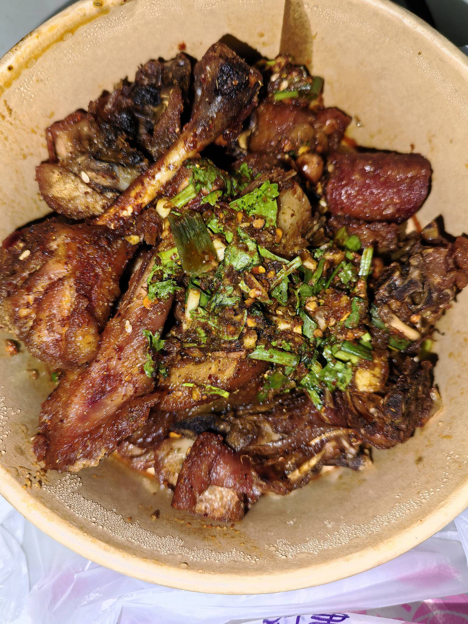 搞了点清蒸羊排清蒸羊肉，搞了个干拌烤鸭，周一进b康了，有老哥在观澜吗



37 / 作者:从简从简 / 