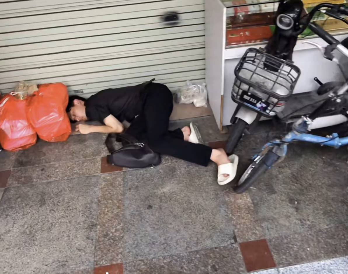 你们清高你们活的起，你们是真老哥

63 / 作者:挂壁仔子 / 