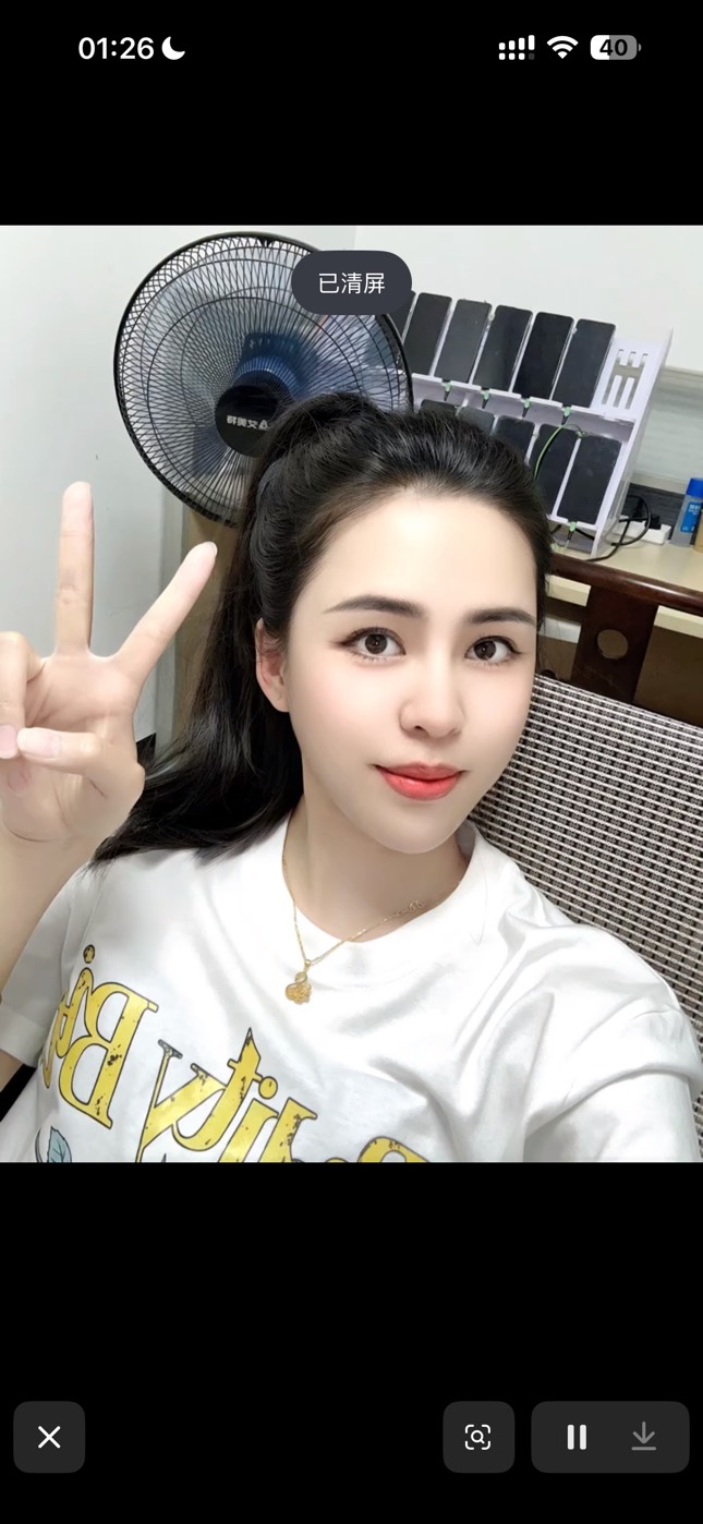 老姐搬砖太猛了，老哥们不给力啊，睡觉了

87 / 作者:哈哈哈笑死我了 / 