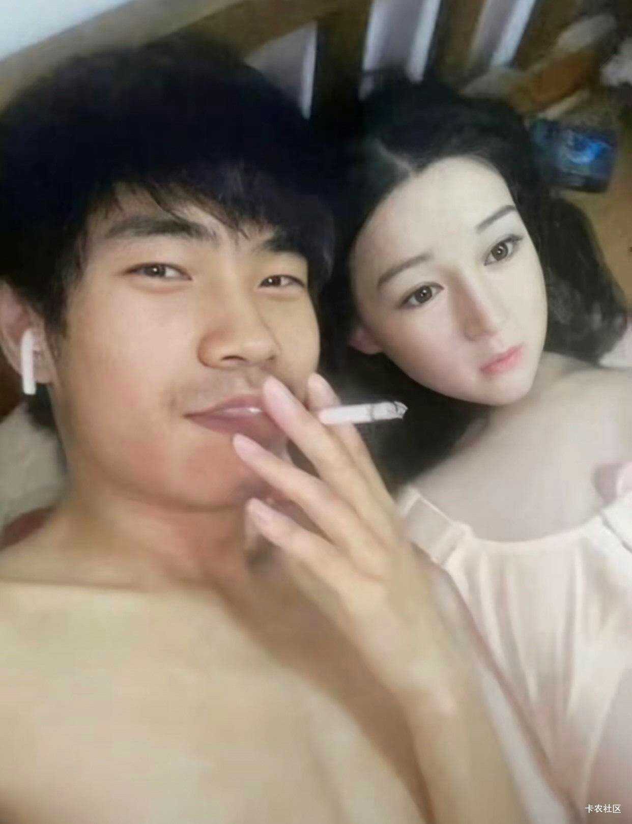手机涨价太离谱了，真后悔618那会没买

31 / 作者:广东罗云熙 / 