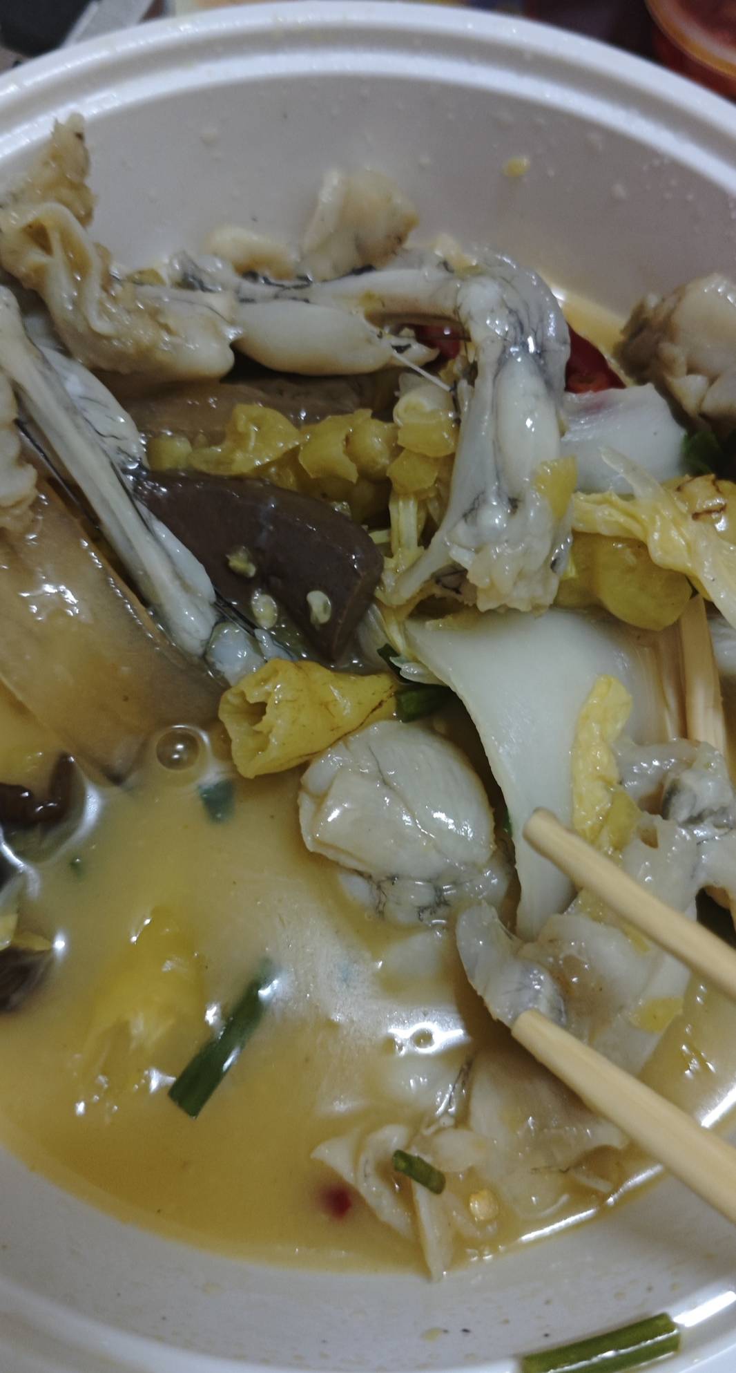 老板割我，点个泡椒牛蛙2斤的不知道有没有一斤，40几块钱

12 / 作者:撸毛小王子 / 