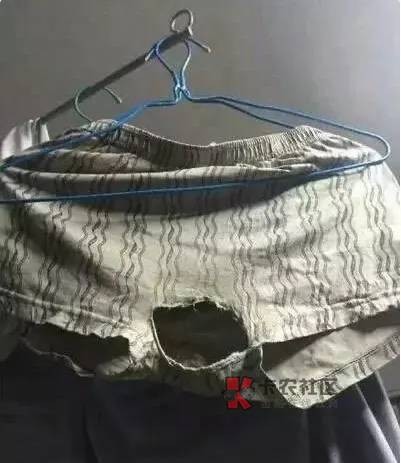 我中了！！！我中了500w！！！！！500w！！！！！！！！！！！哈哈哈哈哈

39 / 作者:黑鬼儿 / 