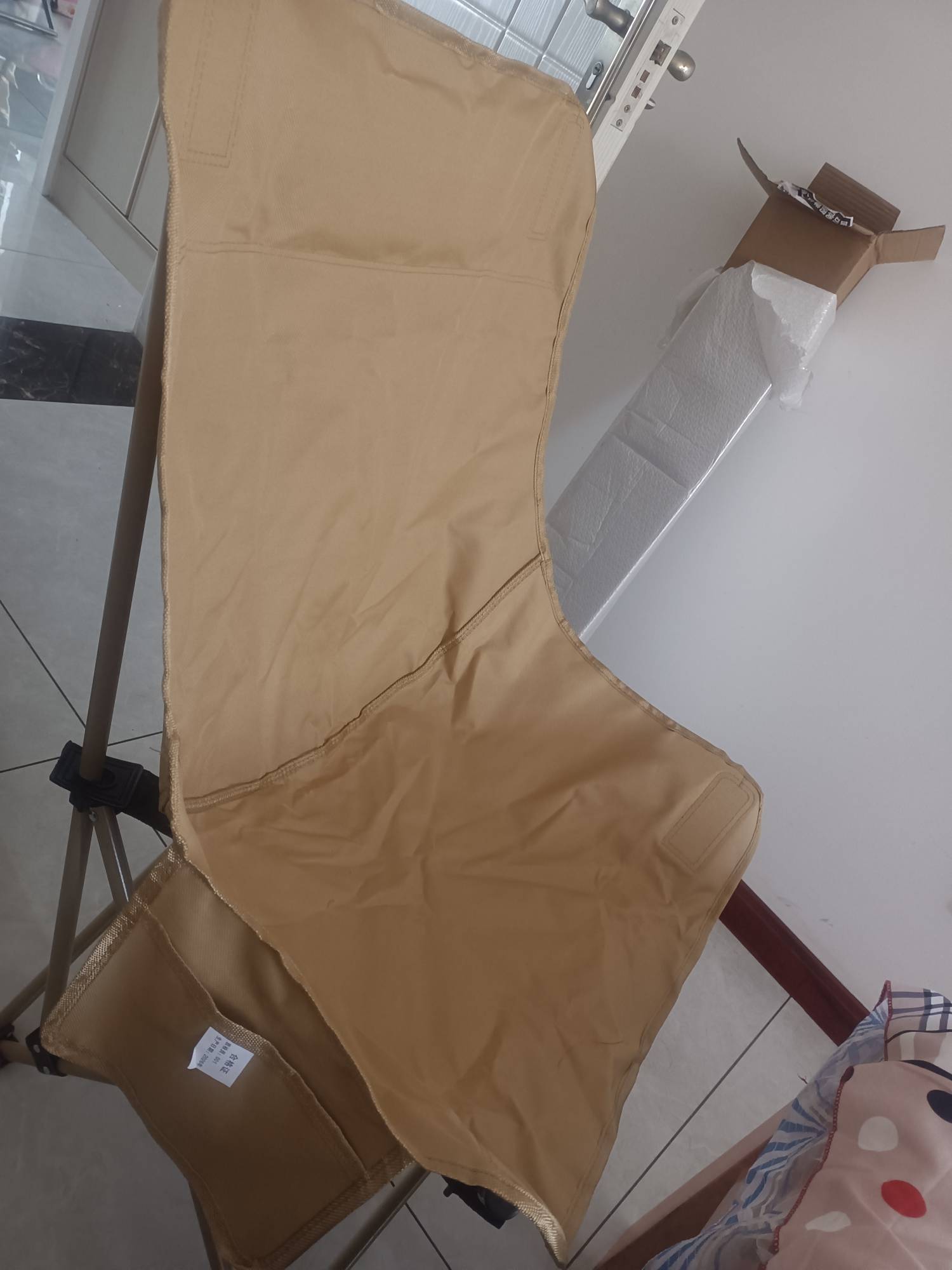 抖音填到等了半月一直有货  含泪拿下露营椅


17 / 作者:莪吥〆会输の / 