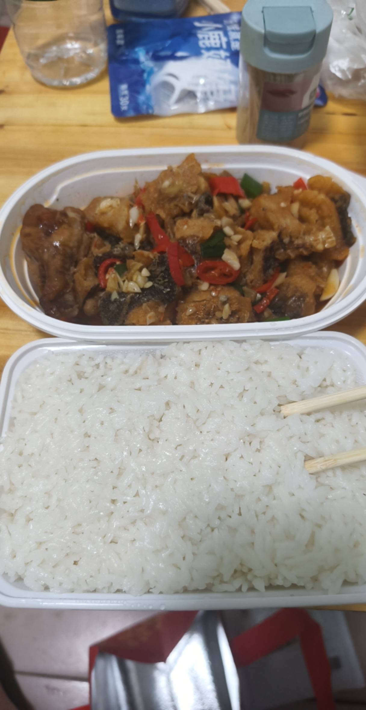美团的鱼块免单了，需要注意什么


79 / 作者:挂比了救我鸭 / 