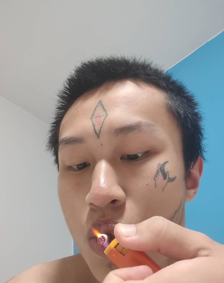 好喜欢画龙刻凤的精神小妹



69 / 作者:番禺成熟稳重的挂壁仔 / 