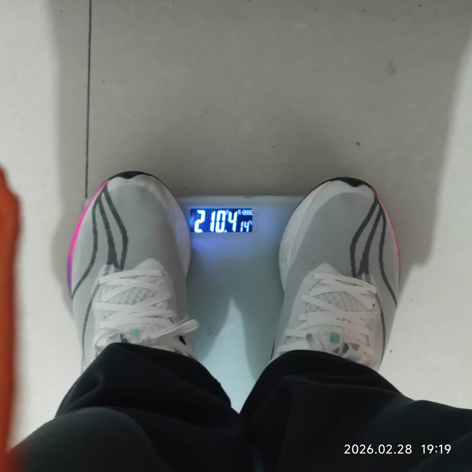 5个月减了60斤，在坚持到9月底不减了。都没吃过夜宵






44 / 作者:心态放青葱9 / 
