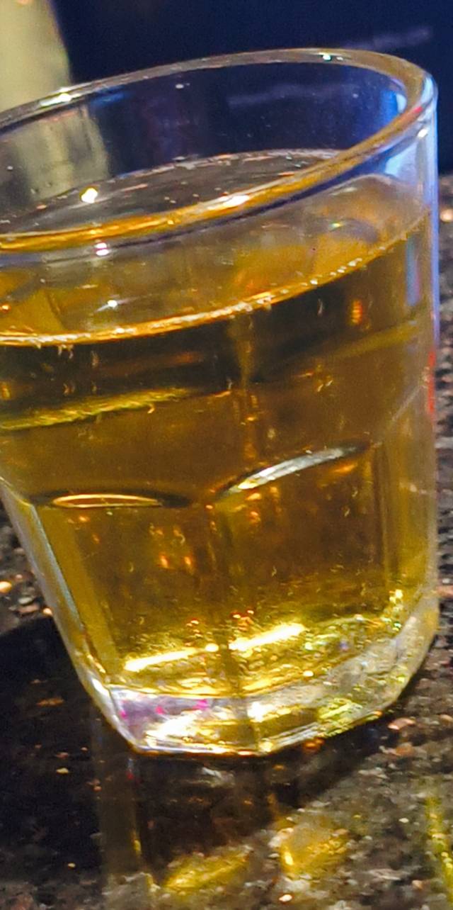 酒点了，兄弟们，开喝，2个吃货卡膨胀优惠比王兴大多了30-18，50-28

97 / 作者:年少的欢喜1 / 