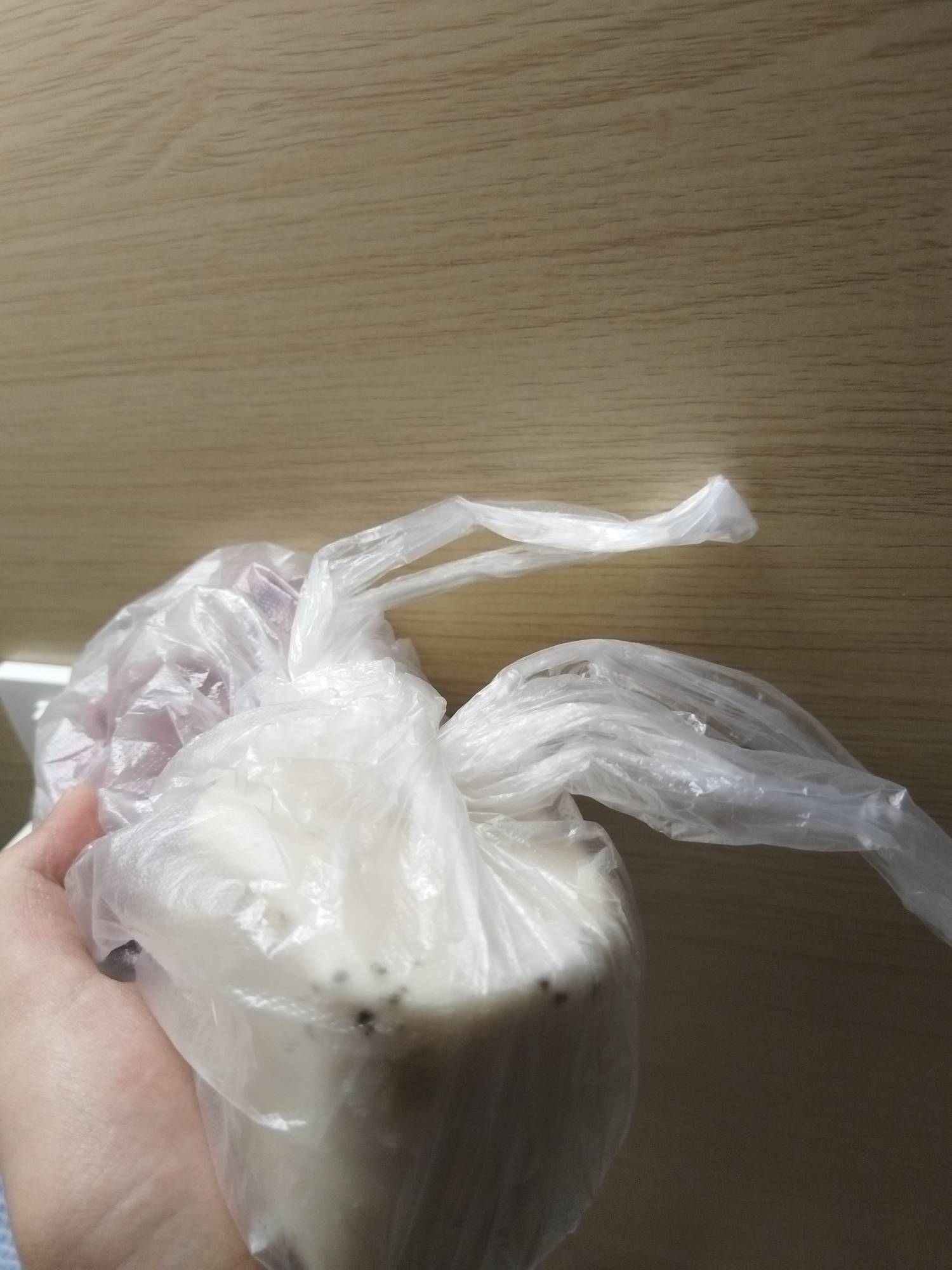 老根们，还剩两馒头，吃完睡觉，有点发霉，应该没事吧

91 / 作者:团长李云龙 / 