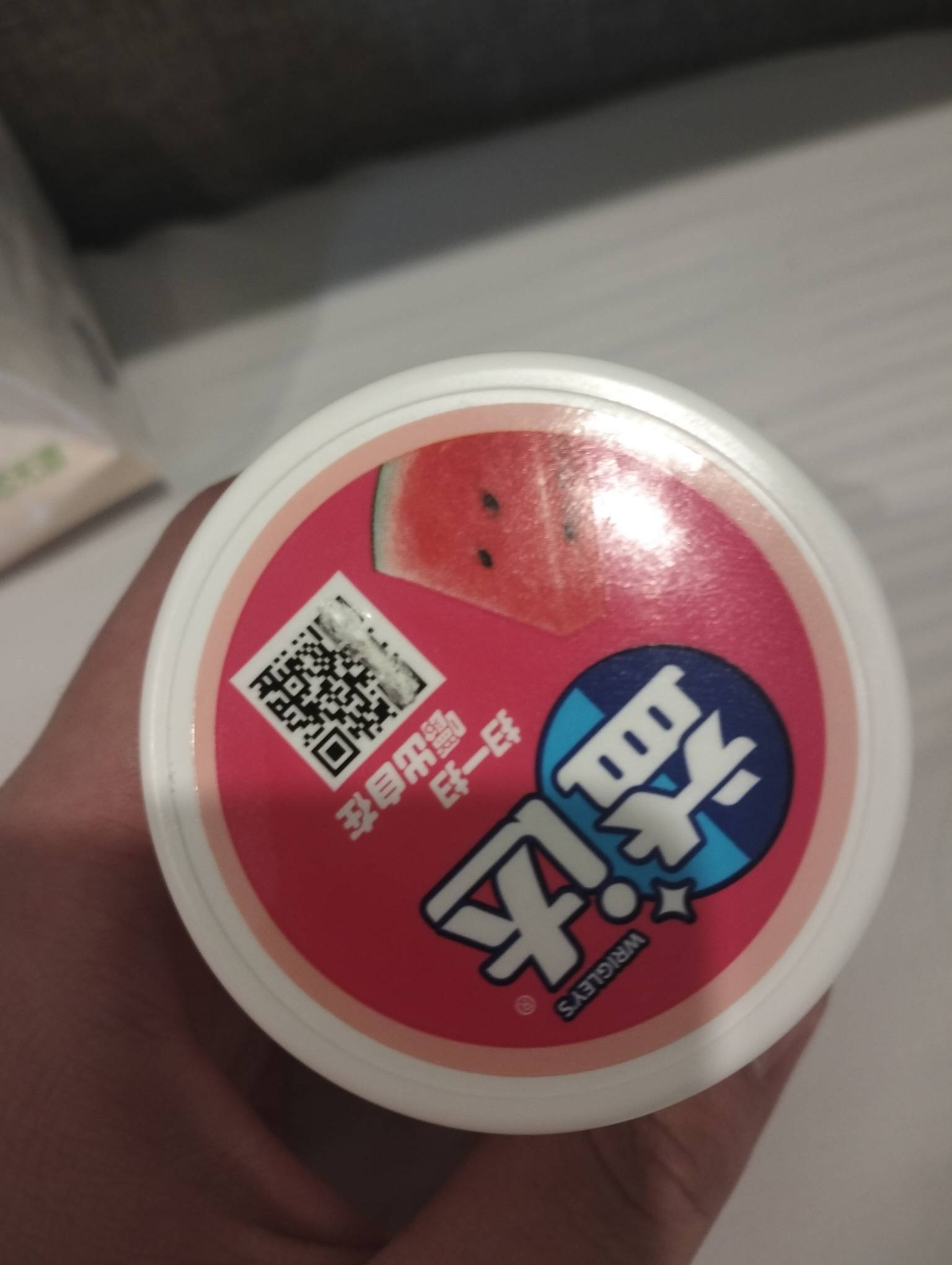 兄弟们，美团买的益达口香糖，为什么二维码给我划烂掉？

100 / 作者:辣有一 / 