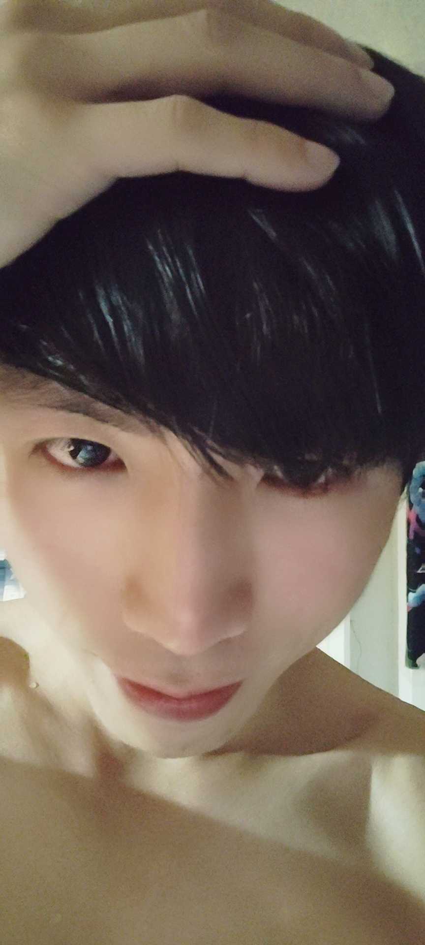 好久不见各位老哥



89 / 作者:加布里埃拉 / 