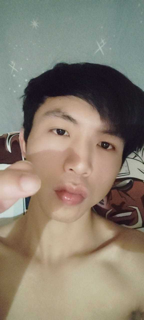 好久不见各位老哥



6 / 作者:加布里埃拉 / 