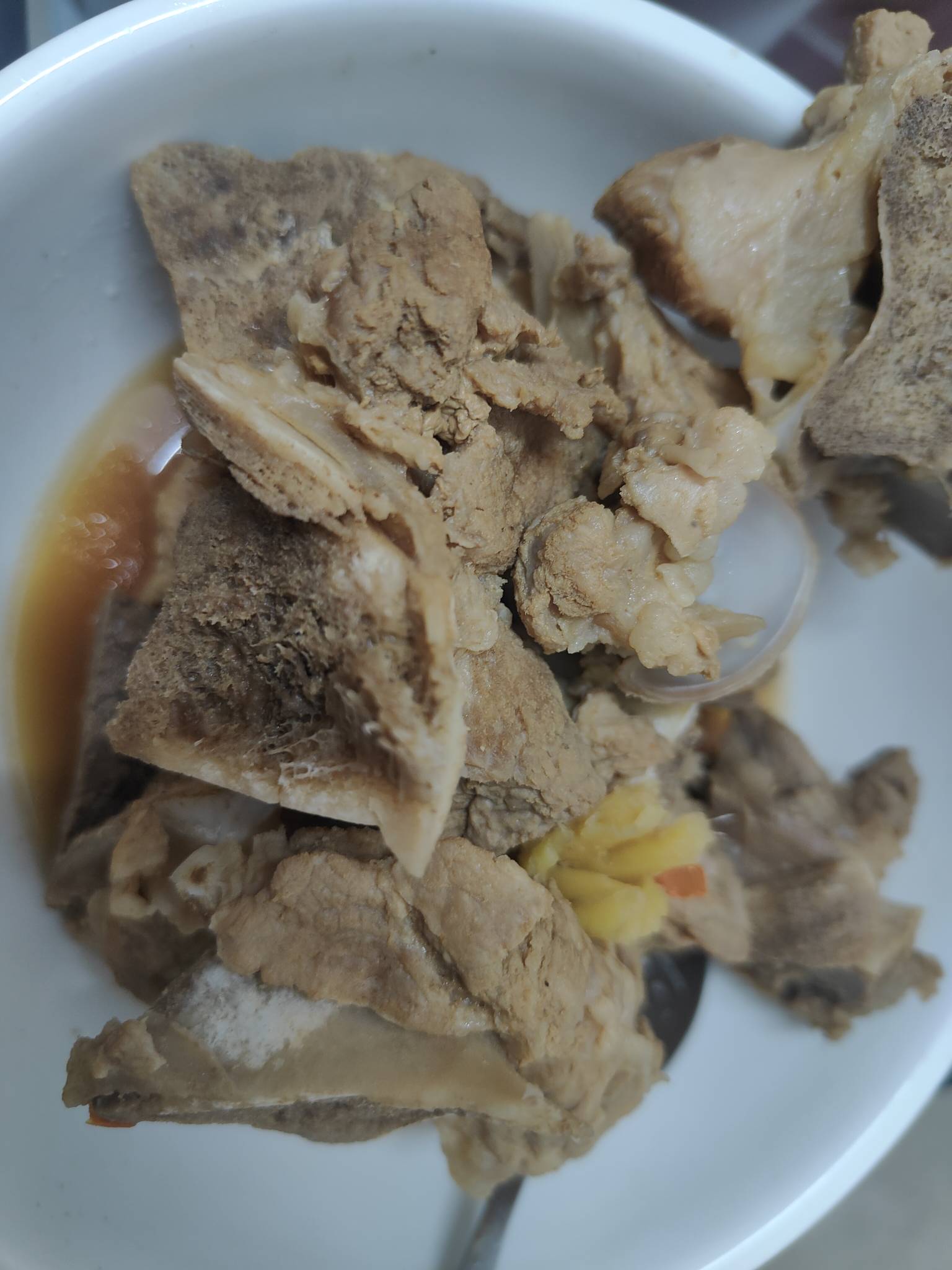 刚起床，看看有什么毛，顺便做点夜宵吃，这僵尸排骨放了好久了

97 / 作者:长大再爱 / 