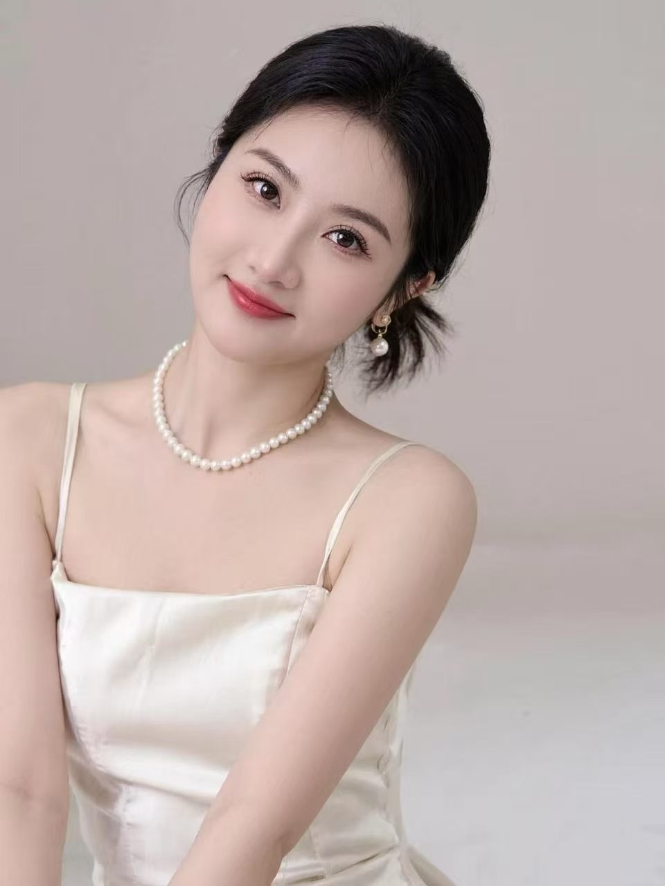 我一直有一个疑问，我有4行的信用卡，我是慢慢把这4行的额度提的越高越好，还是不提更54 / 作者:二九六 / 