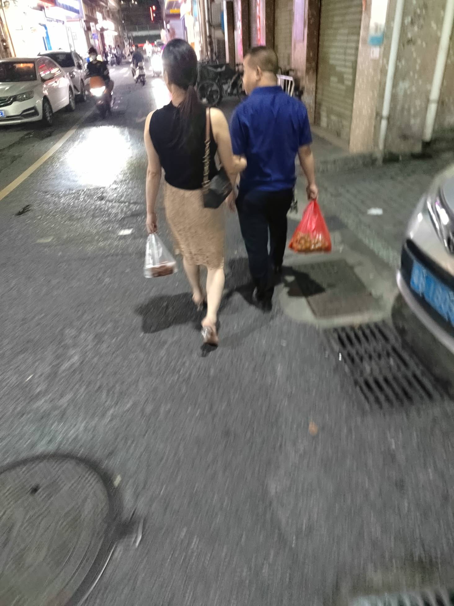 老哥们晚上都去哪玩？又是躺着？

36 / 作者:今年要发财 / 