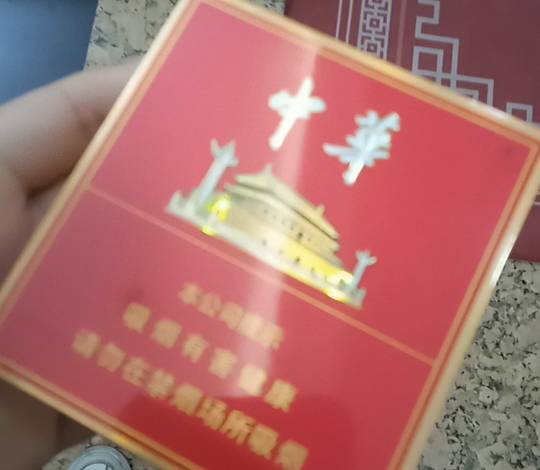 经常带一个哥们儿在鱼泡干体力活，昨天两个小时让他挣了350，今天早上三个小时又带她3 / 作者:卡农最后的深情1 / 