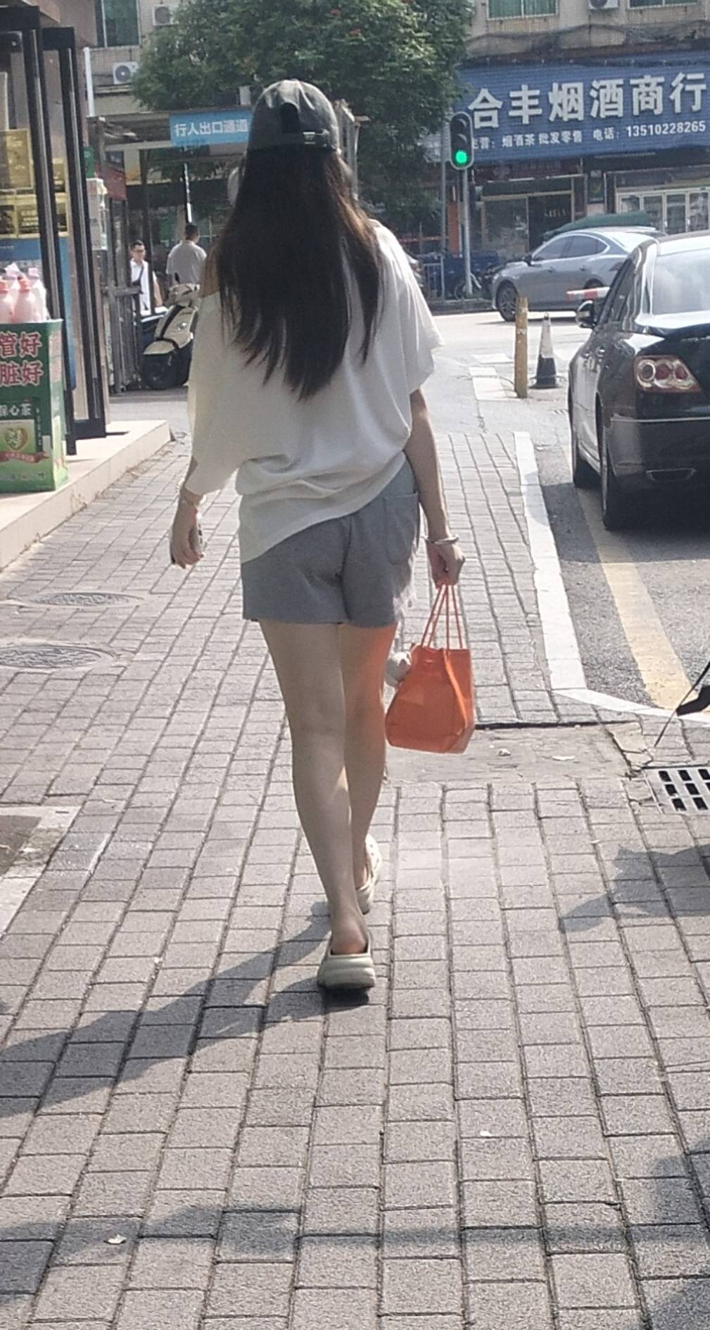 几把毛都没有，绝望了

25 / 作者:尛•牛•蛮 / 