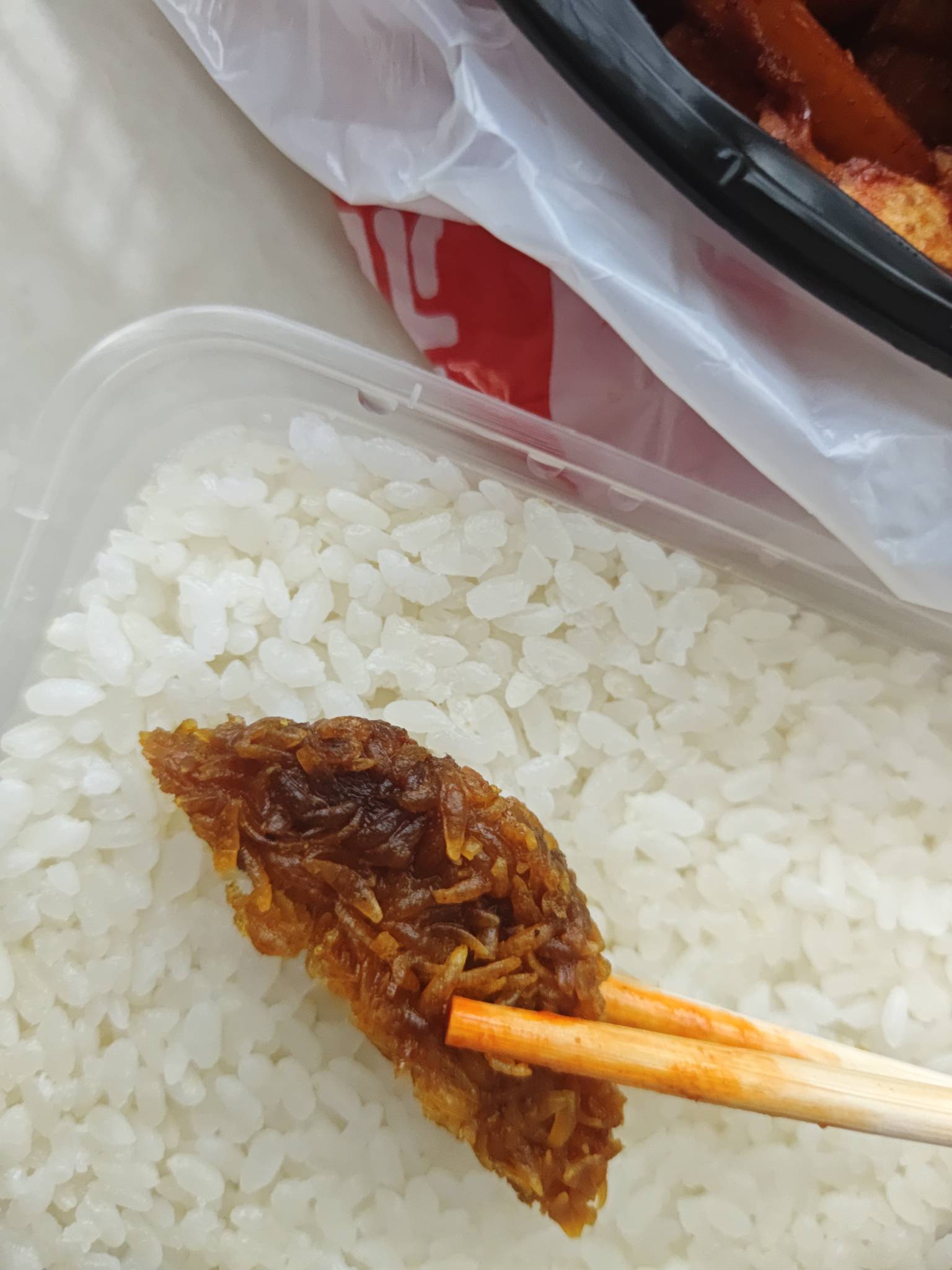 逆天，美团第一次免单结果给我变质鸡排，申请理赔了还能免单吗老哥们

7 / 作者:年年w2 / 
